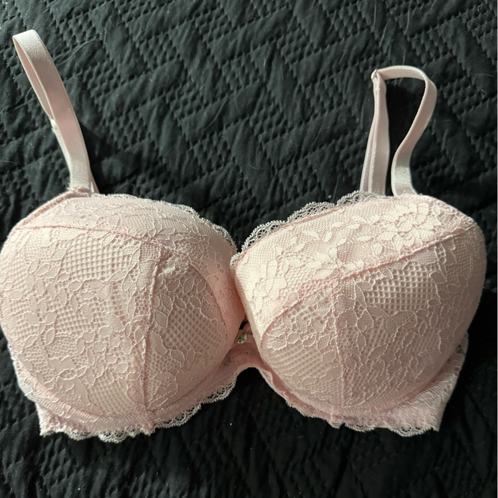 Boux Avenue Lace Push-Up Bra in Light Pink 32F